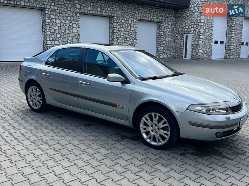 Лифтбек Renault Laguna 2002 в Тернополе