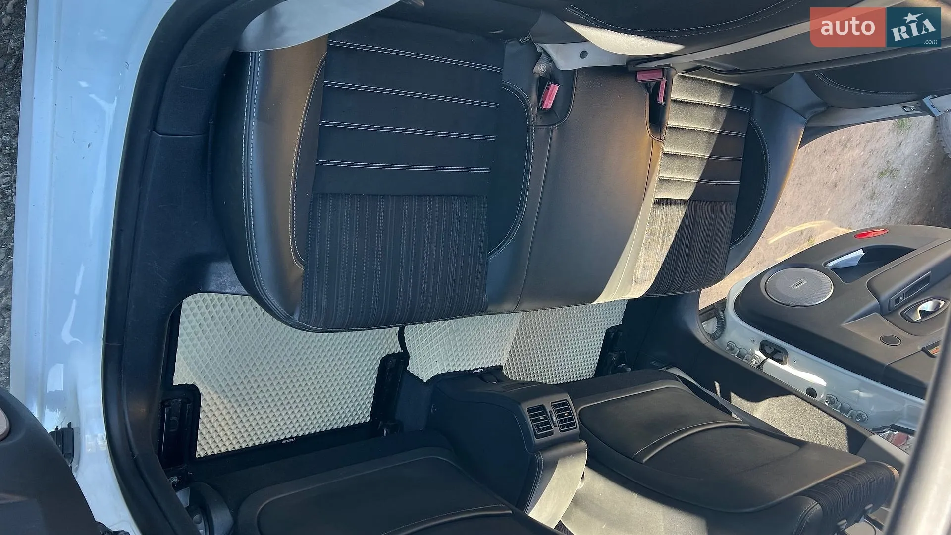 2013 Renault Laguna - мініатюра 27