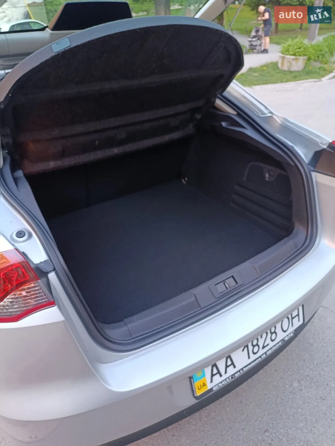 2013 Renault Laguna - мініатюра 30