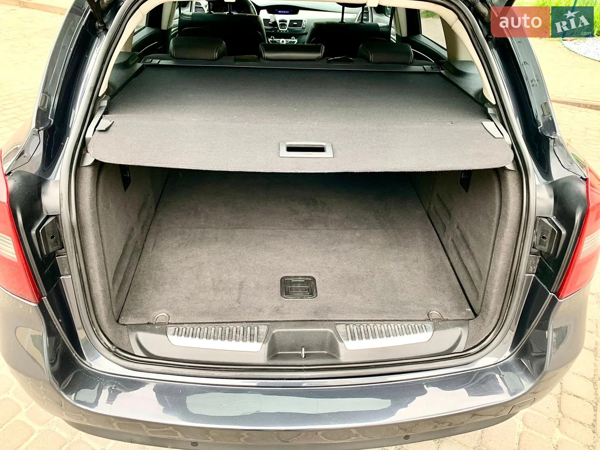 2010 Renault Laguna - мініатюра 9