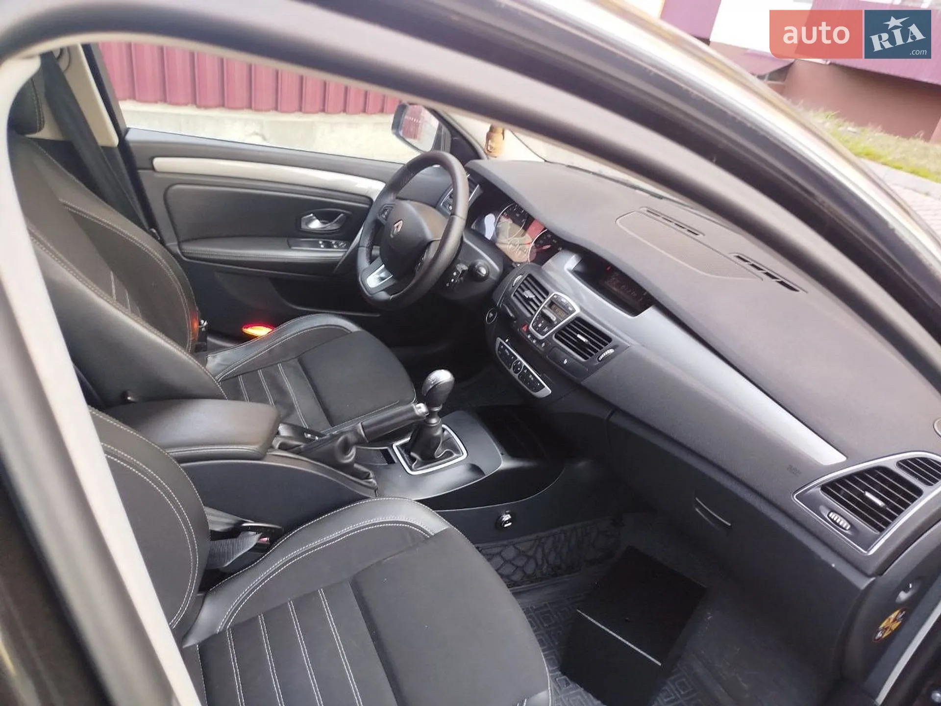 2012 Renault Laguna - мініатюра 17