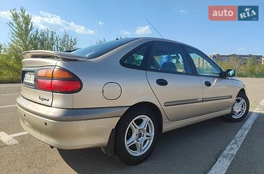 Лифтбек Renault Laguna 1998 в Кривом Роге