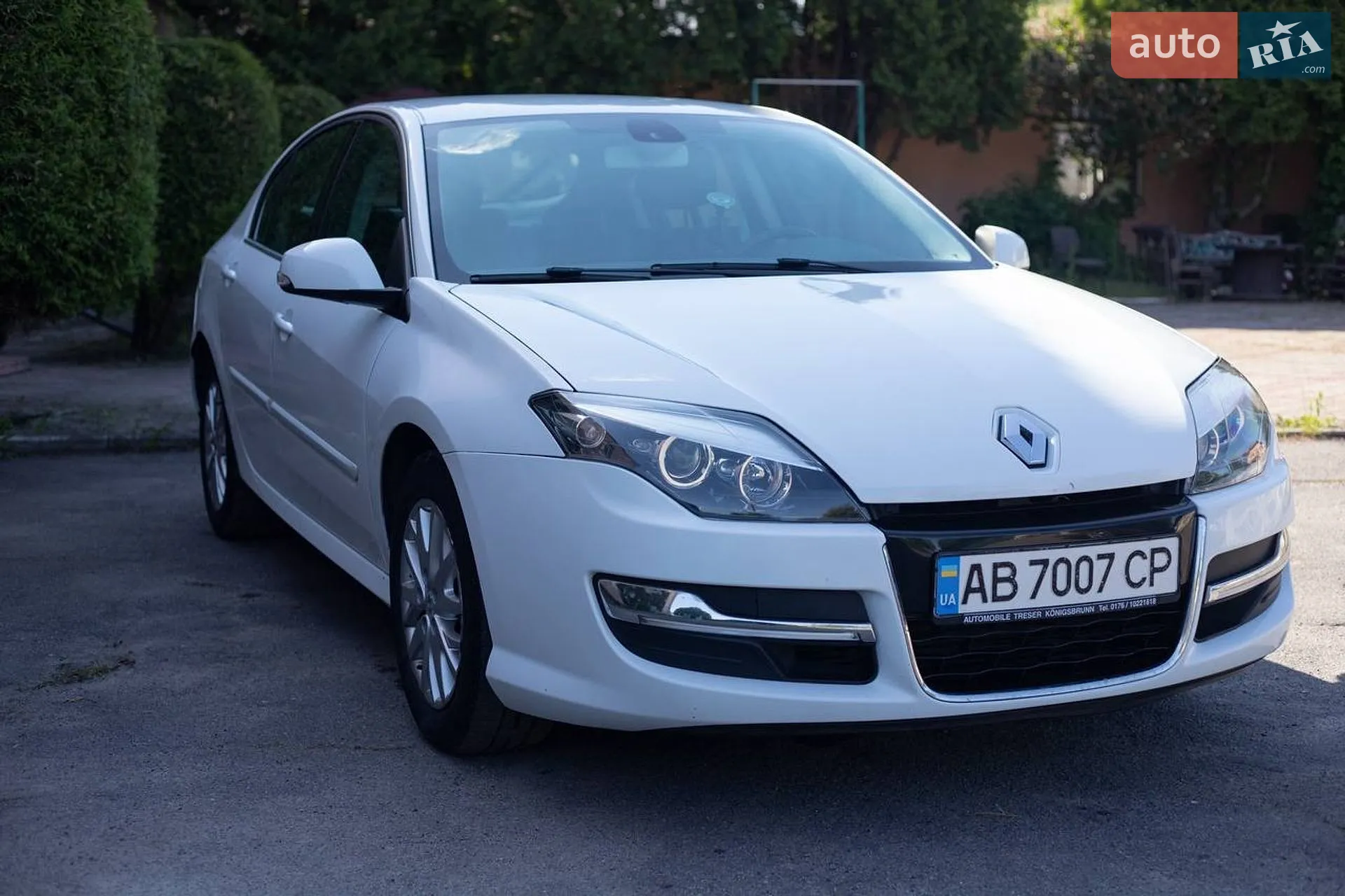 2013 Renault Laguna - фото 1