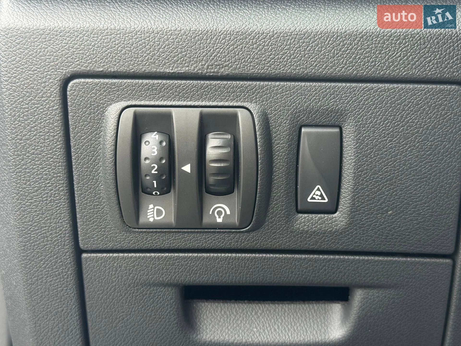 2013 Renault Laguna - мініатюра 17