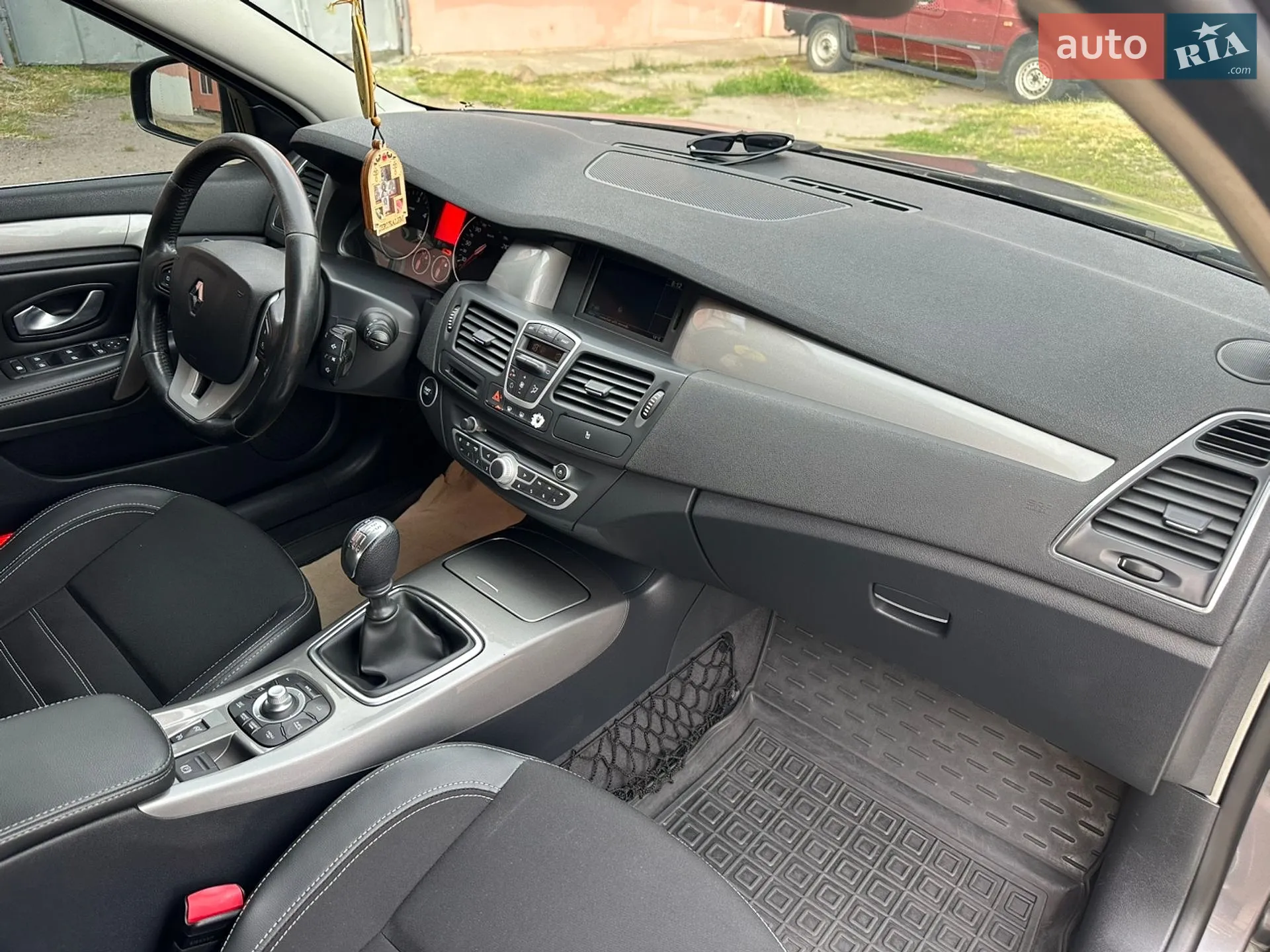 2012 Renault Laguna - мініатюра 17