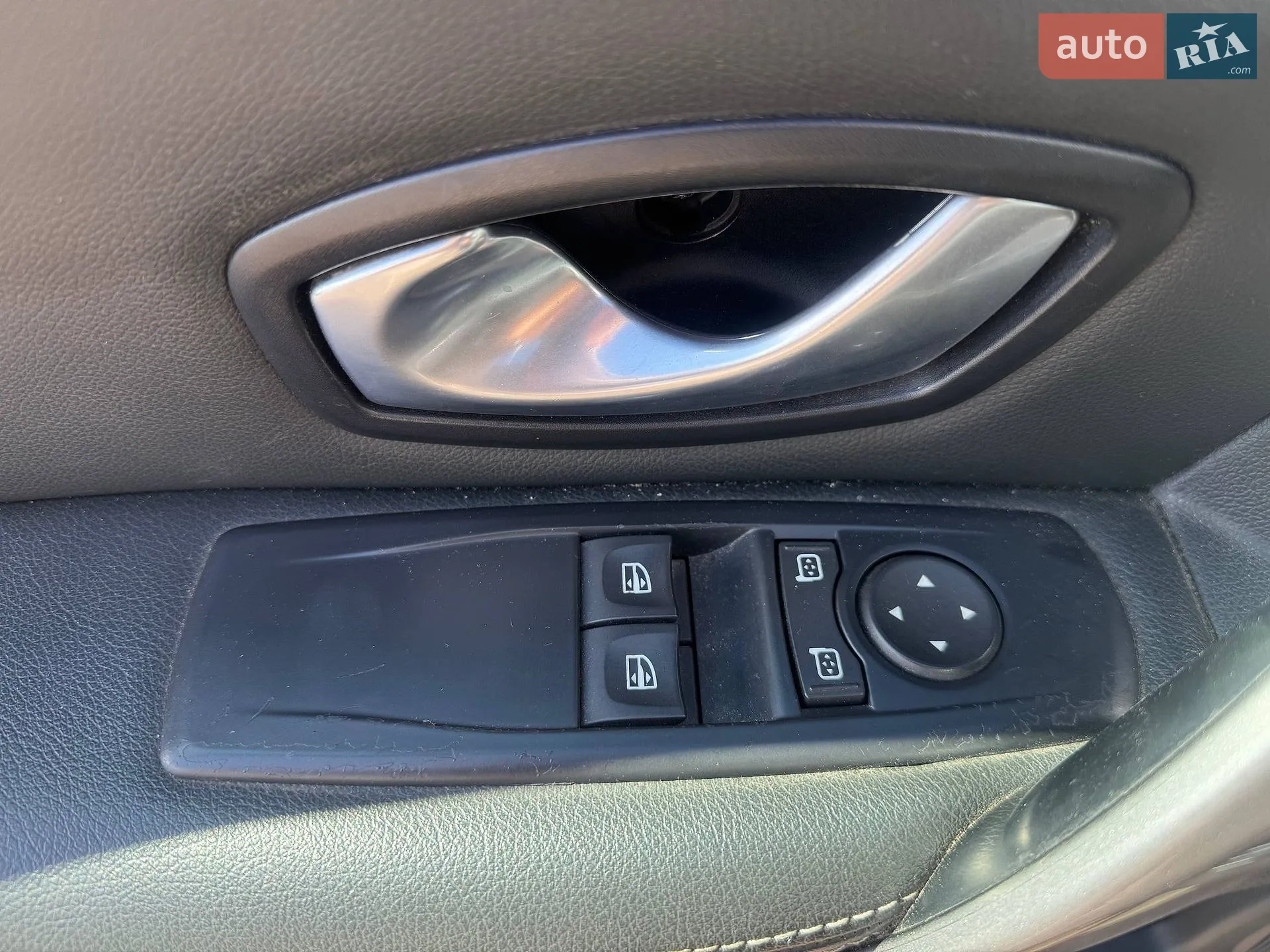 2011 Renault Laguna - мініатюра 13