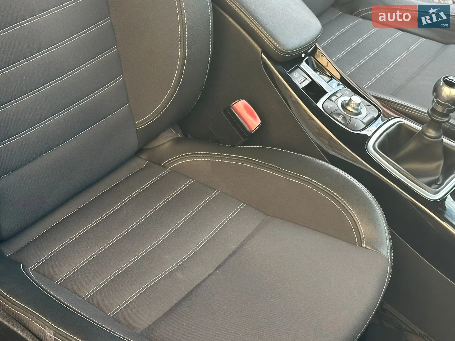 2011 Renault Laguna - мініатюра 52