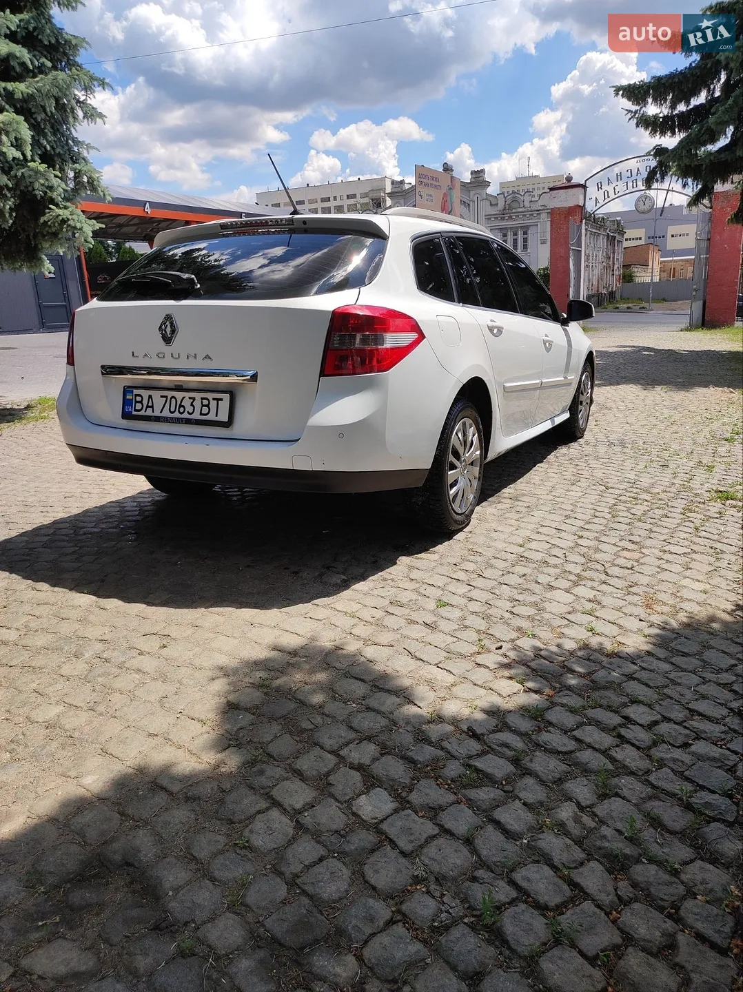 2010 Renault Laguna - мініатюра 2