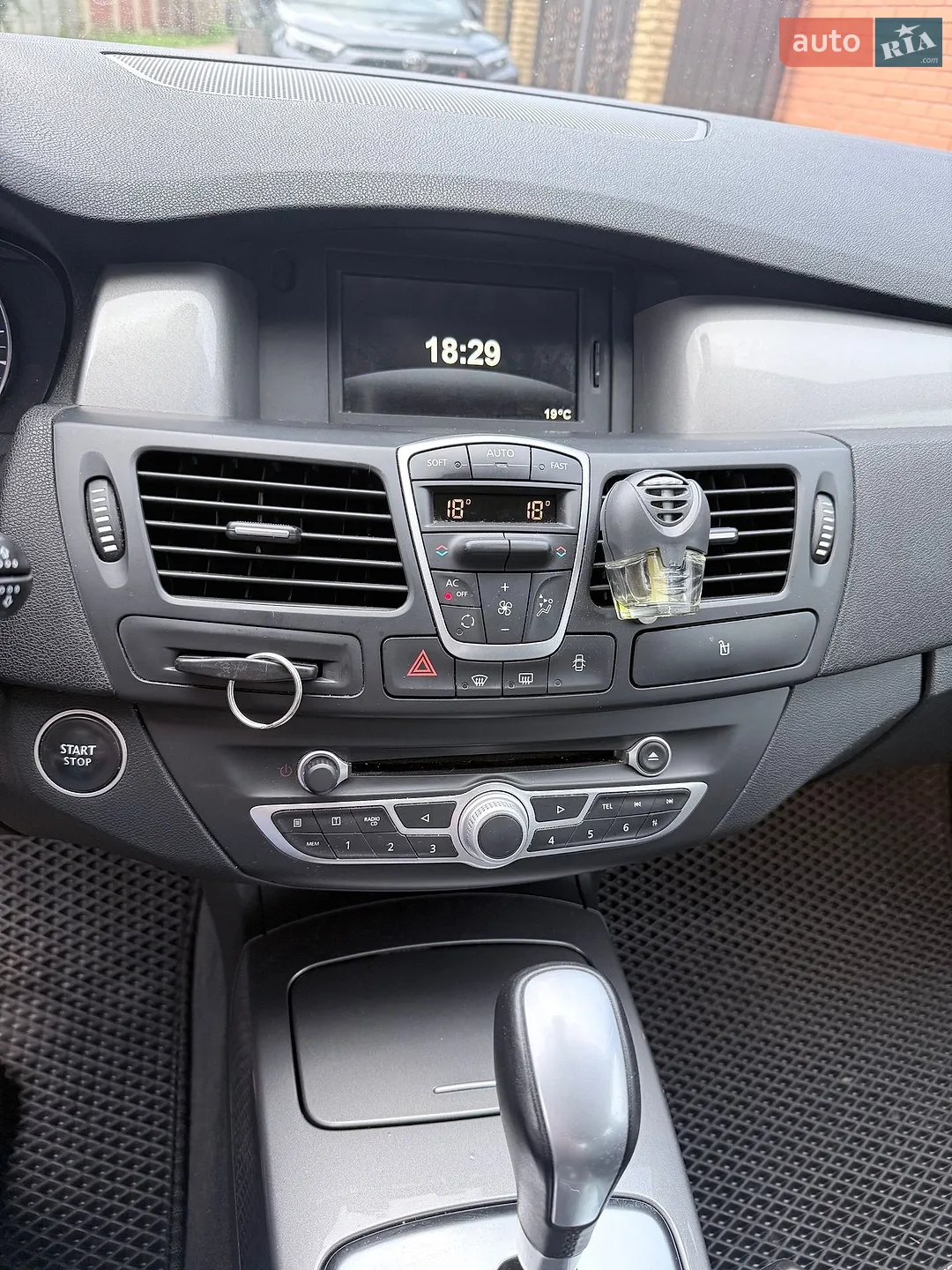 2011 Renault Laguna - мініатюра 14