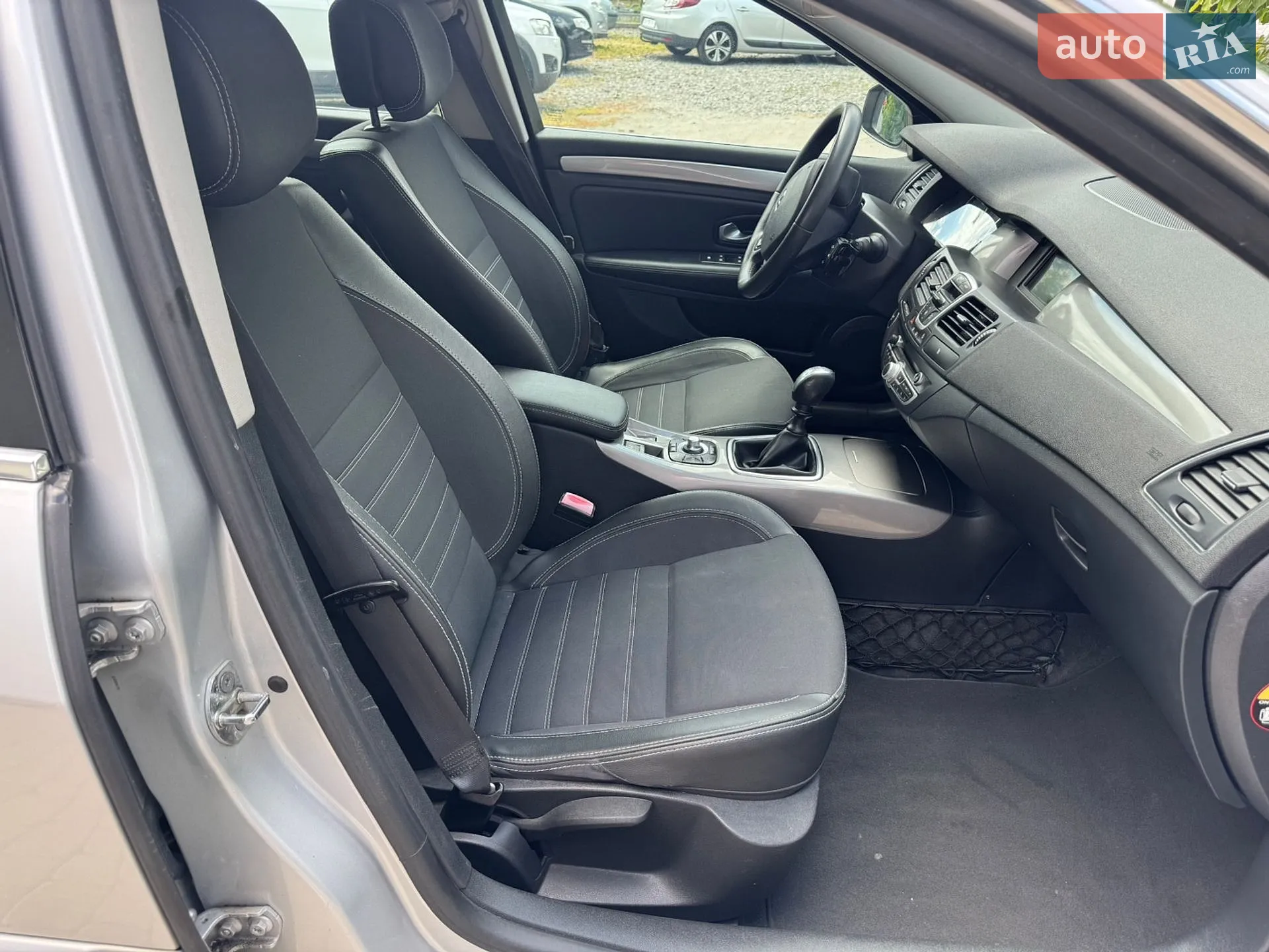2011 Renault Laguna - мініатюра 12