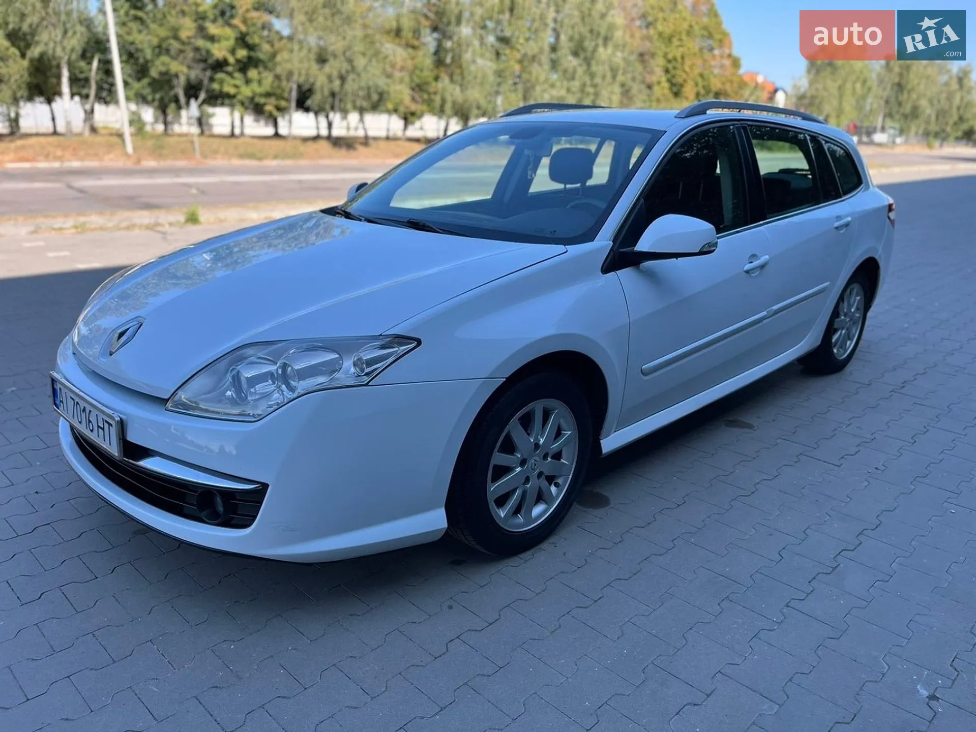 2010 Renault Laguna - мініатюра 7