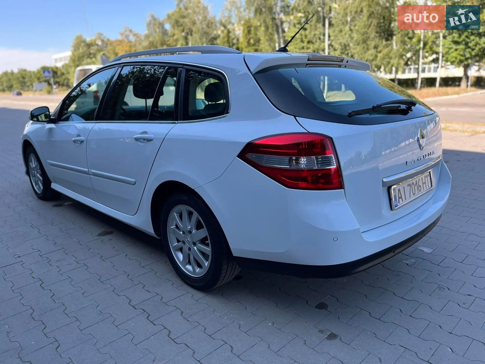 2010 Renault Laguna - мініатюра 4