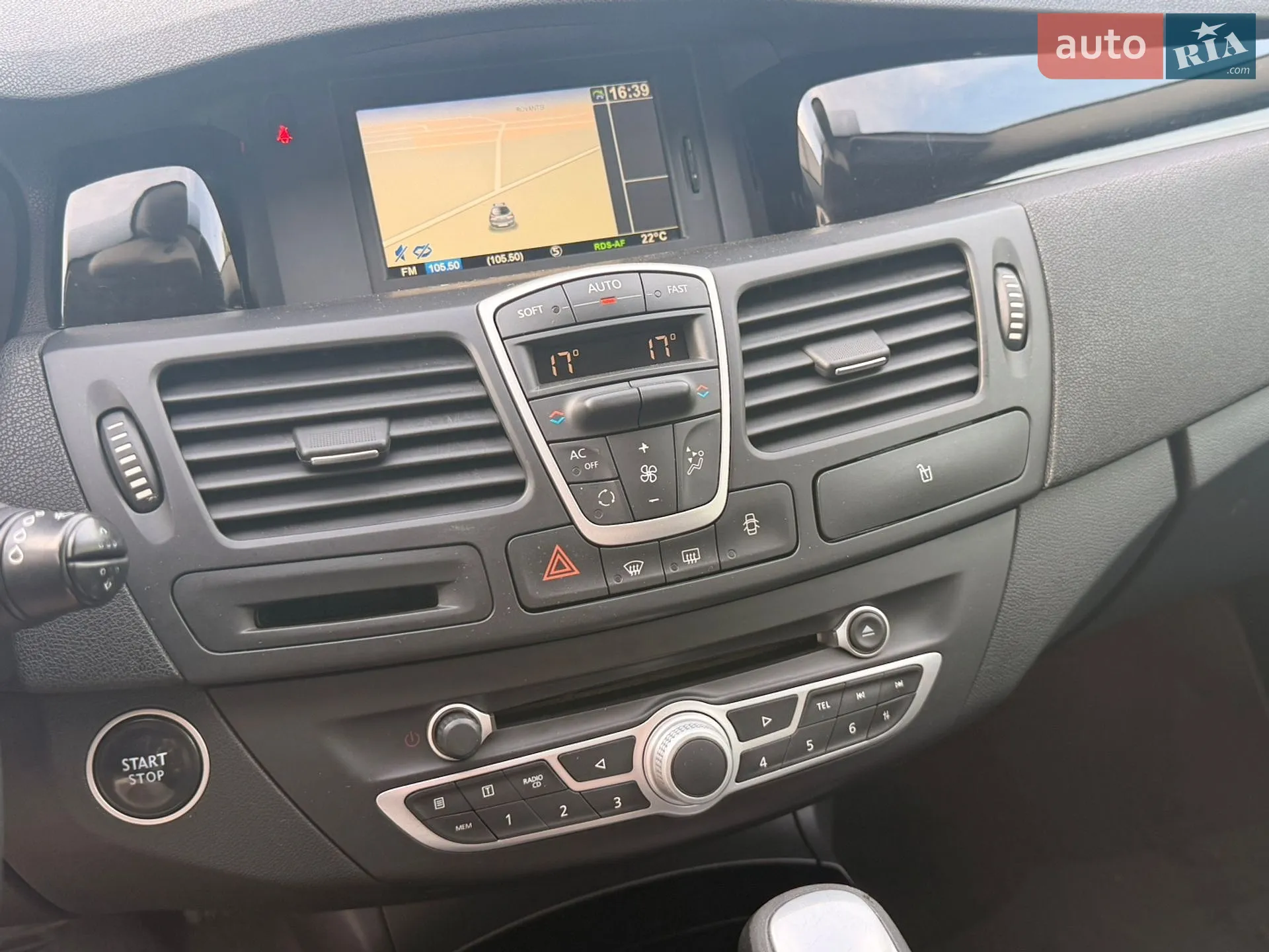 2011 Renault Laguna - мініатюра 22