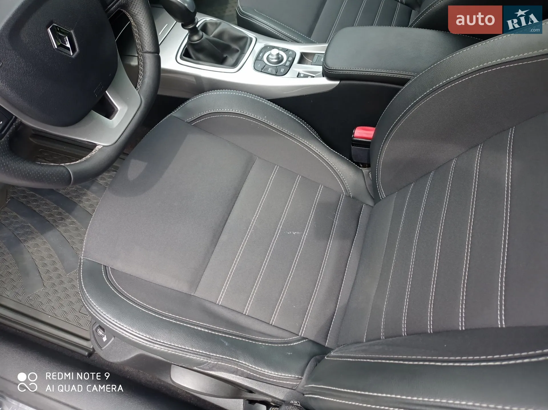 2011 Renault Laguna - мініатюра 15