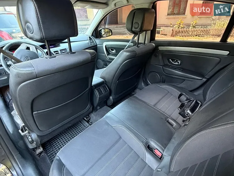 Renault Laguna 2011 VIN VF1BT1R0644933102 фото оголошення 14 з 49