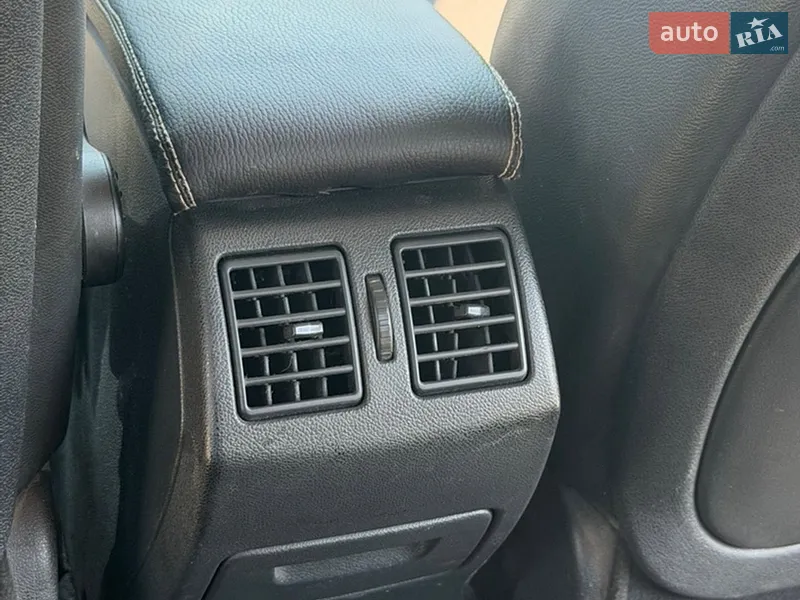 Renault Laguna 2011 VIN VF1BT1R0644933102 фото оголошення 18 з 49