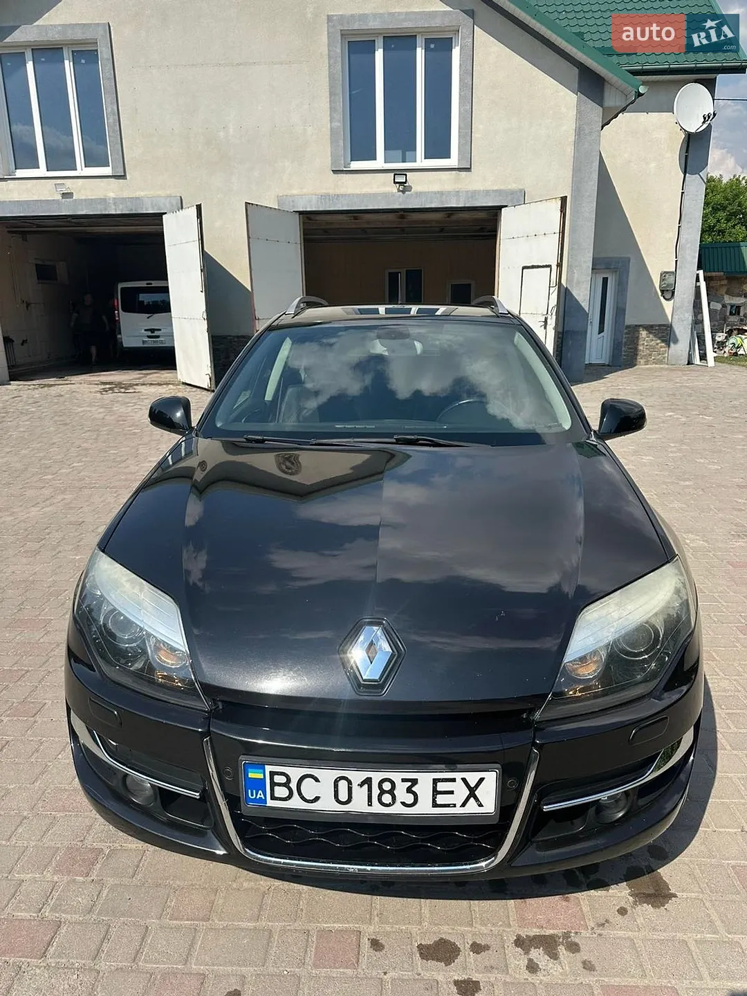 2012 Renault Laguna - фото 1
