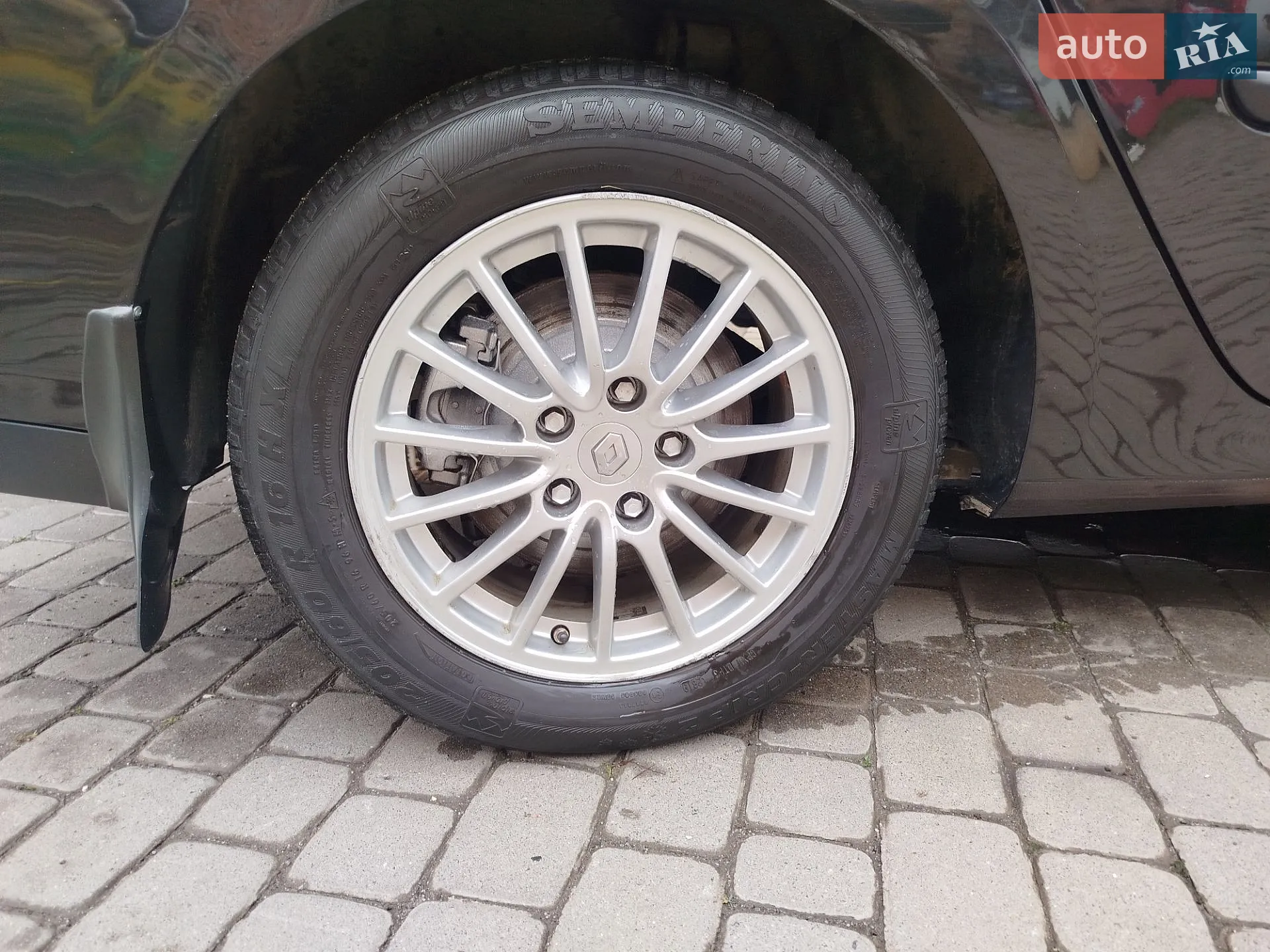2012 Renault Laguna - мініатюра 10