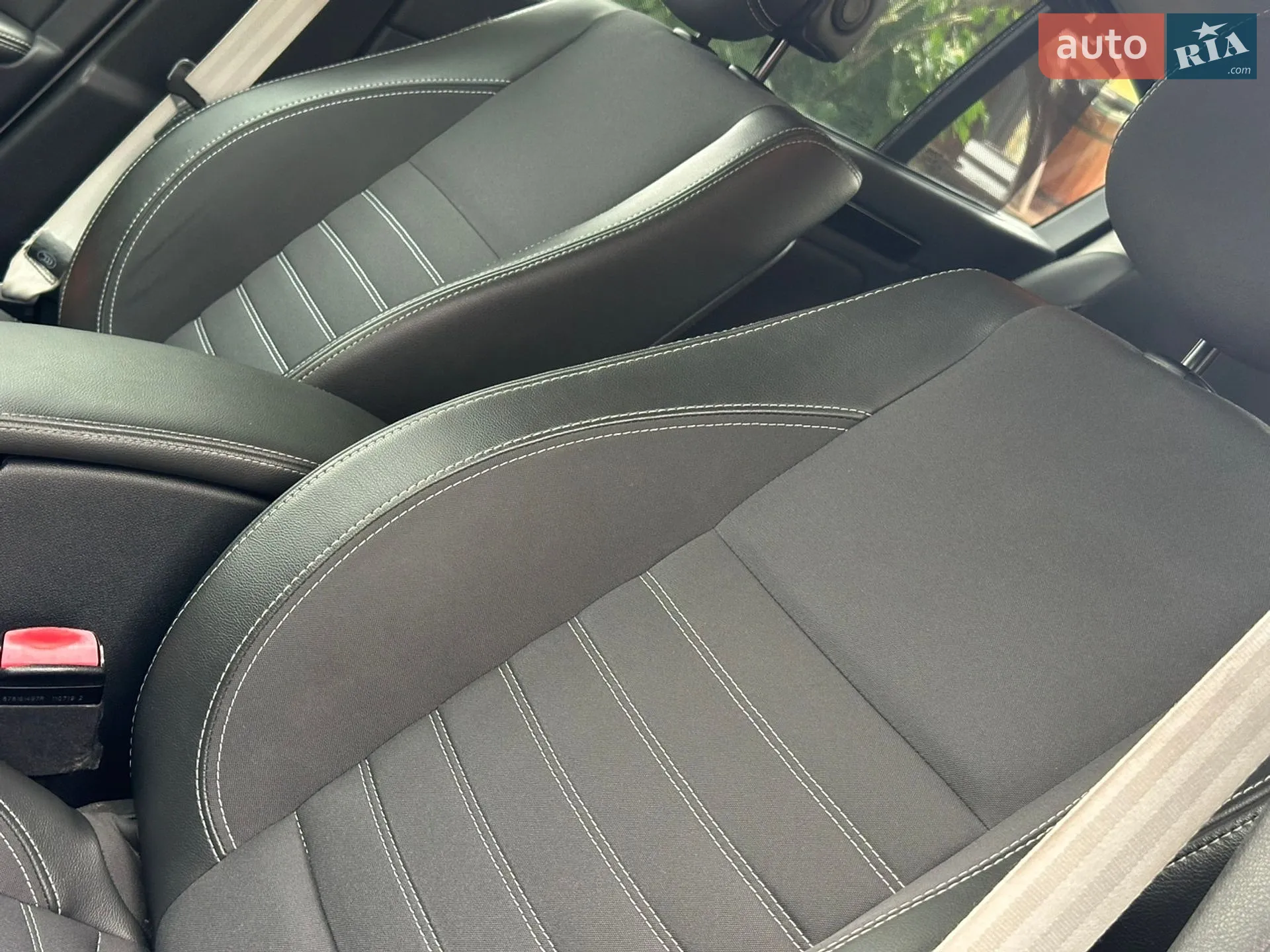 2011 Renault Laguna - мініатюра 44