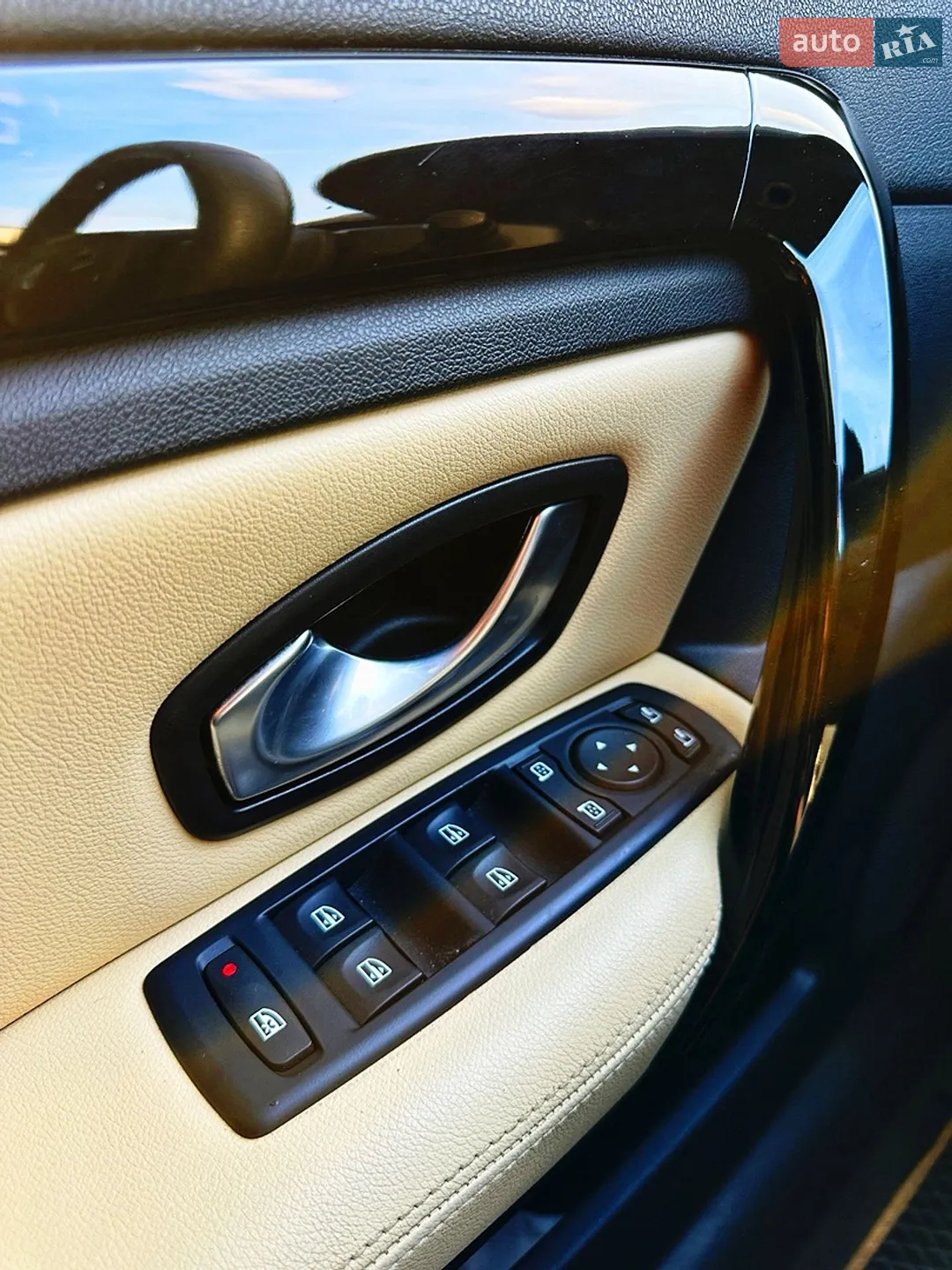 2011 Renault Laguna - мініатюра 16