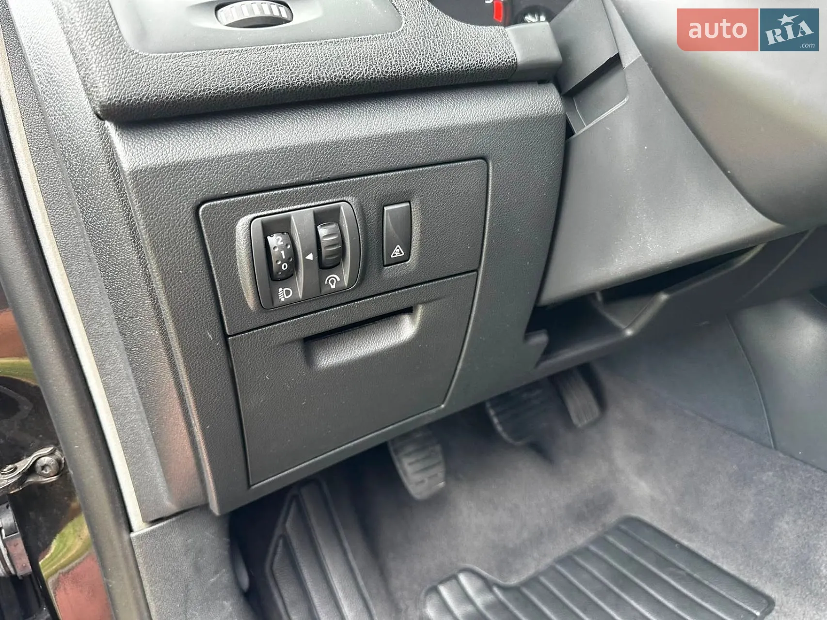 2010 Renault Laguna - мініатюра 47