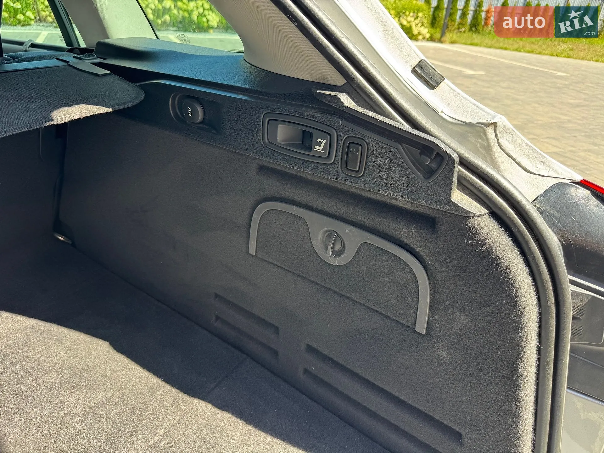 2011 Renault Laguna - мініатюра 31