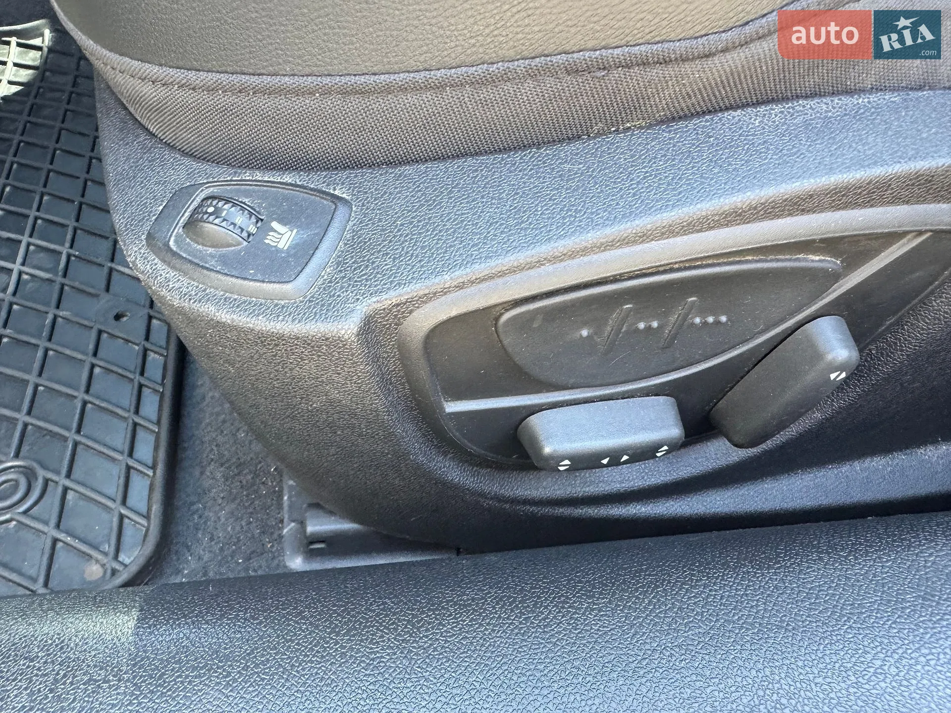 2011 Renault Laguna - мініатюра 37