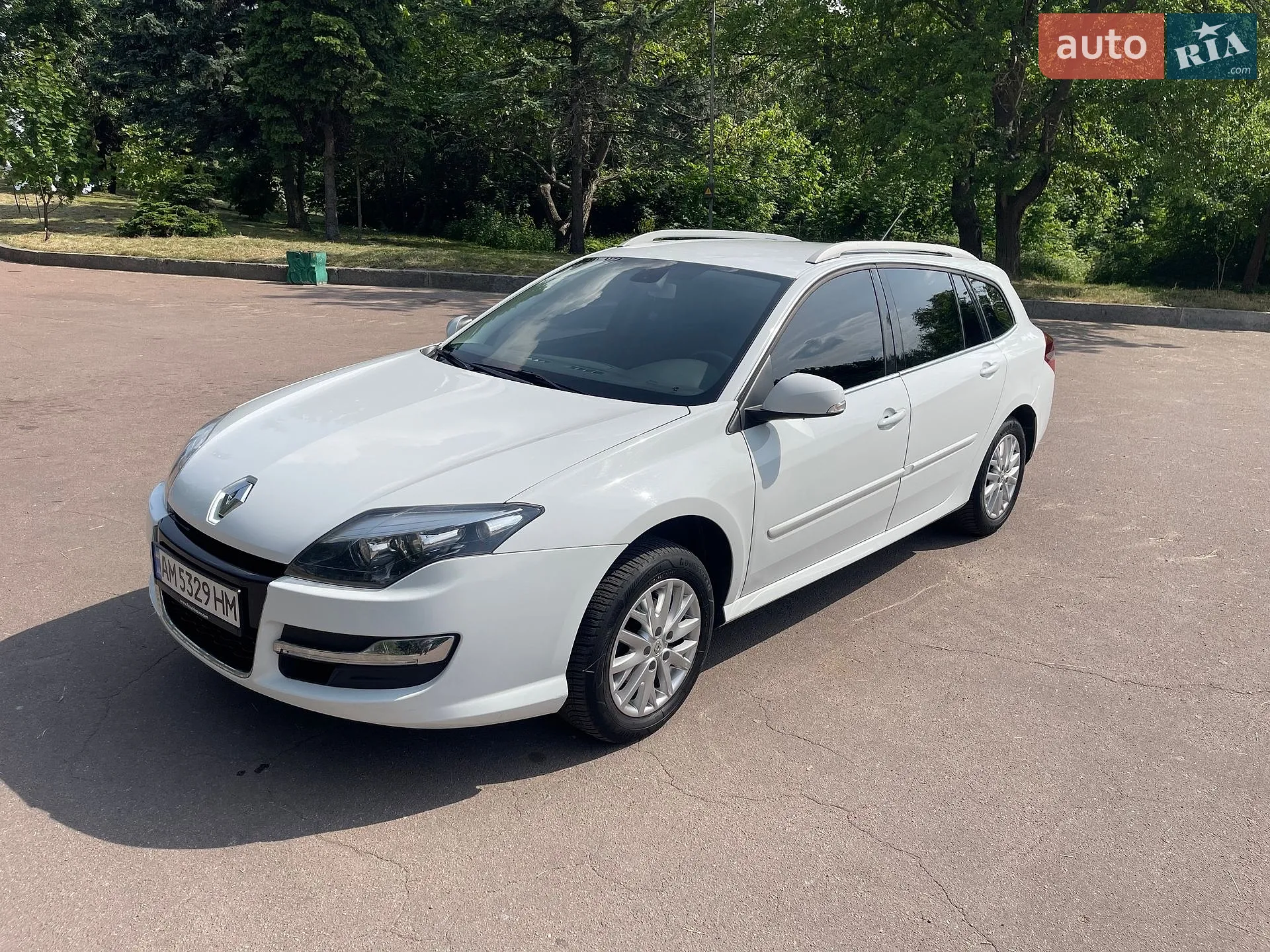 Renault Laguna 2011 VIN VF1KT1R0644534611 фото оголошення 4 з 20