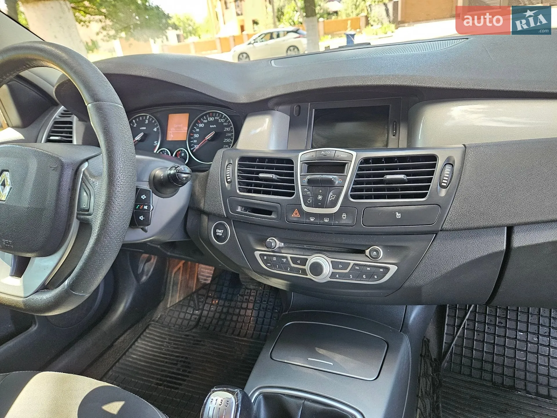 2011 Renault Laguna - мініатюра 19