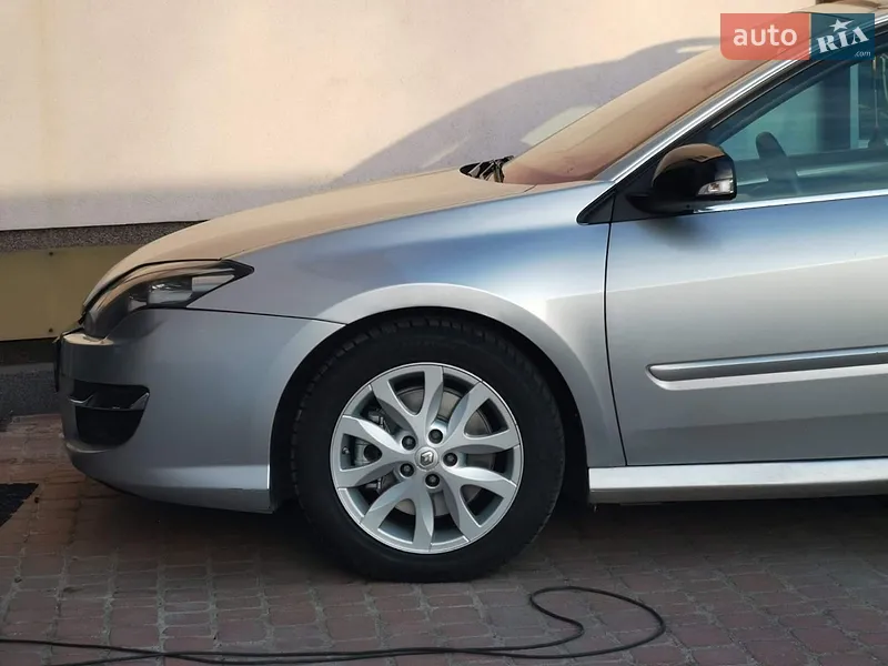 Renault Laguna 2010