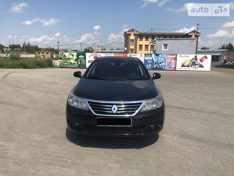 Седан Renault Latitude 2011 в Ровно