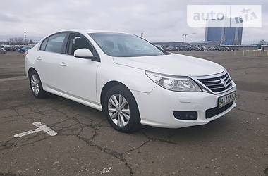 Седан Renault Latitude 2011 в Киеве