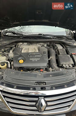 Седан Renault Latitude 2012 в Луцке