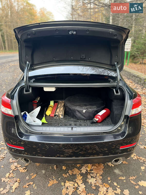 Седан Renault Latitude 2012 в Луцке