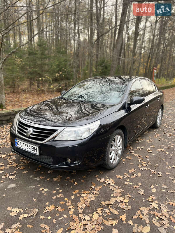 Седан Renault Latitude 2012 в Луцке