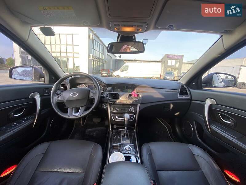 Седан Renault Latitude 2015 в Житомире