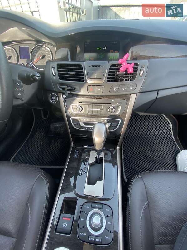 Седан Renault Latitude 2015 в Житомире