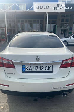 Седан Renault Latitude 2011 в Киеве