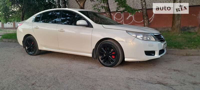 Седан Renault Latitude 2012 в Богородчанах