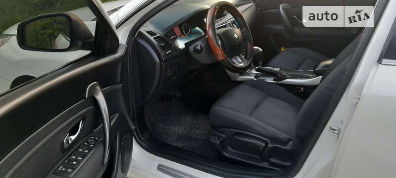 Седан Renault Latitude 2012 в Богородчанах