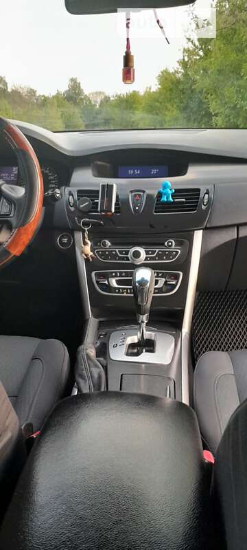 Седан Renault Latitude 2012 в Богородчанах