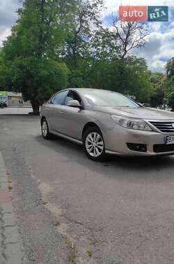 Седан Renault Latitude 2012 в Хмельницькому