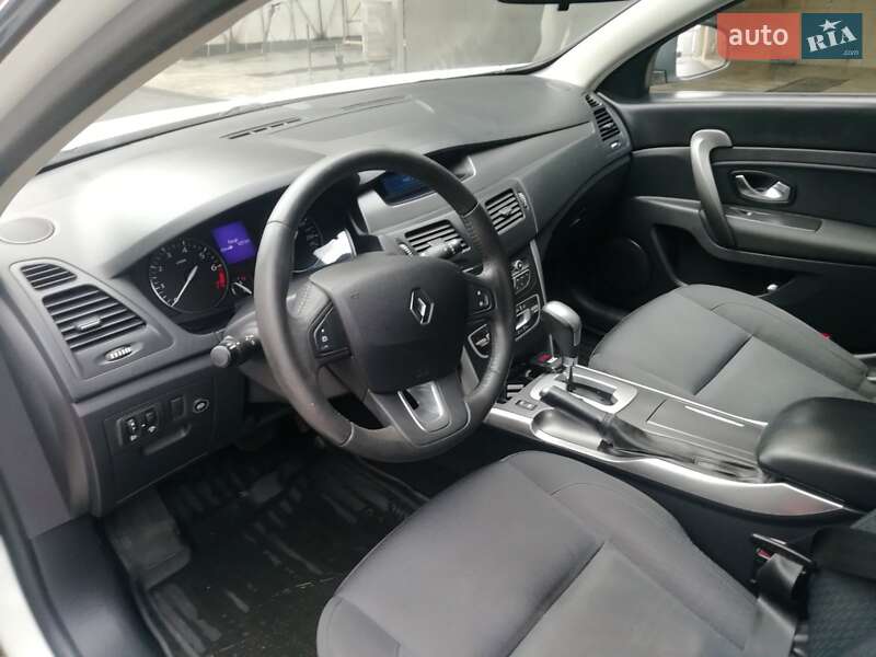 Седан Renault Latitude 2011 в Сумах фото 4 Седан Renault Latitude 2011 в Сумах