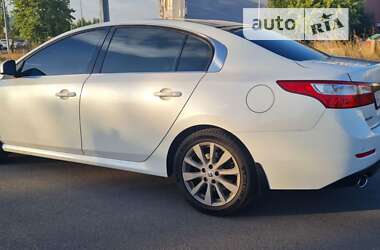 Седан Renault Latitude 2011 в Киеве