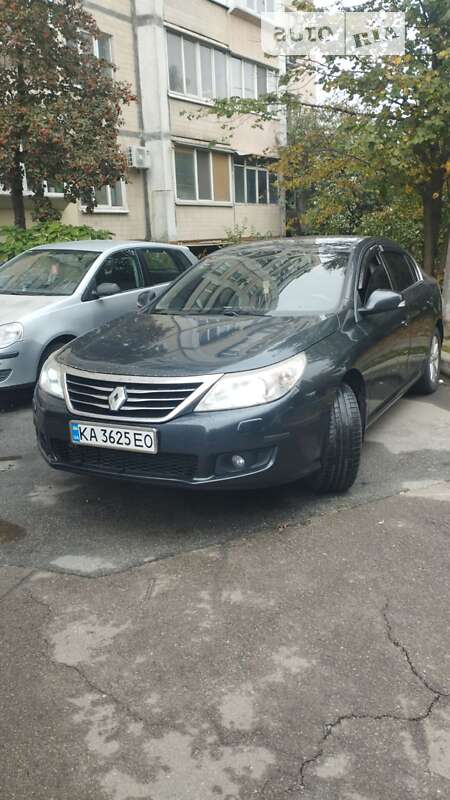 Седан Renault Latitude 2011 в Києві