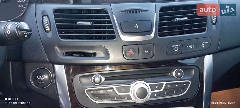 Седан Renault Latitude 2010 в Вишневом