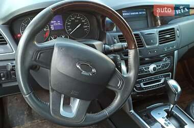 Седан Renault Latitude 2010 в 