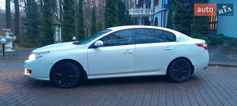 Седан Renault Latitude 2012 в Богородчанах