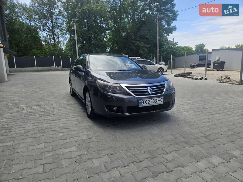 Седан Renault Latitude 2011 в Хмельницком