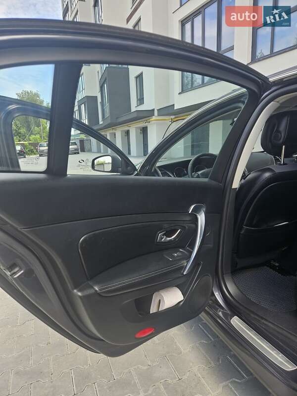 Седан Renault Latitude 2011 в Хмельницком